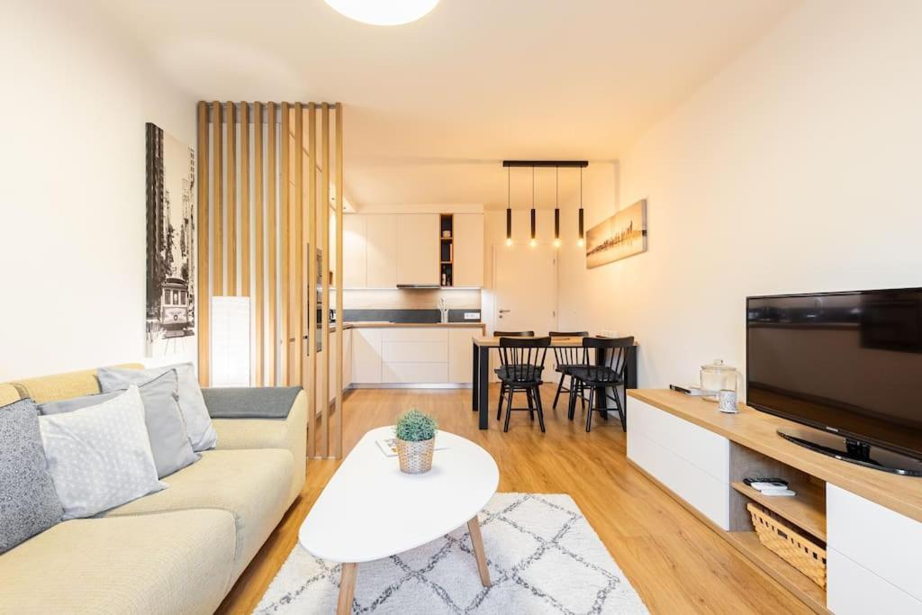 Bnb Slovakia Nivy Bliss Retreat Pressburg Exterior foto